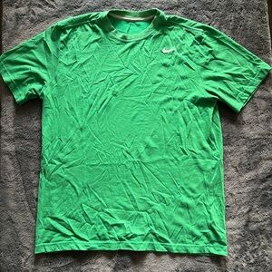 Men’s Nike T-Shirt (Large)